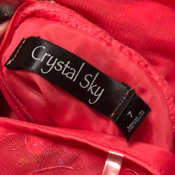 Peach/pink embellished evening gown - Picture 4 of 4